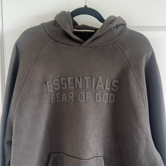 Fear of God Essentials Raglan Hoodie Size Large - Picture 3 of 9
